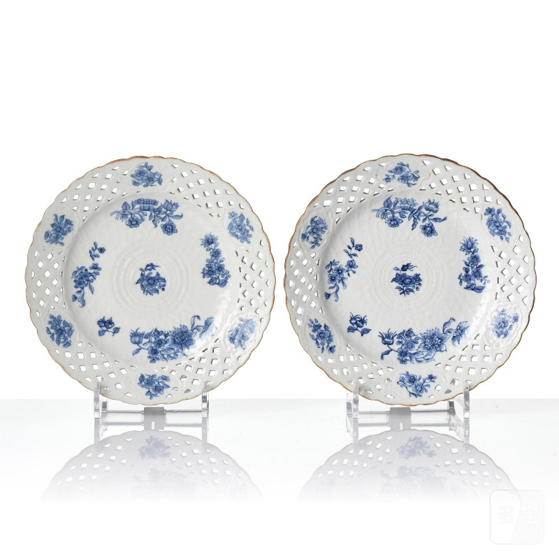 A set of 11 blue and white dessert plates, - 图11